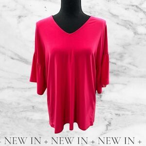 Super cute Short Flutter Sleeve V-neck Magenta top/tunic w pleating in back-EUC!